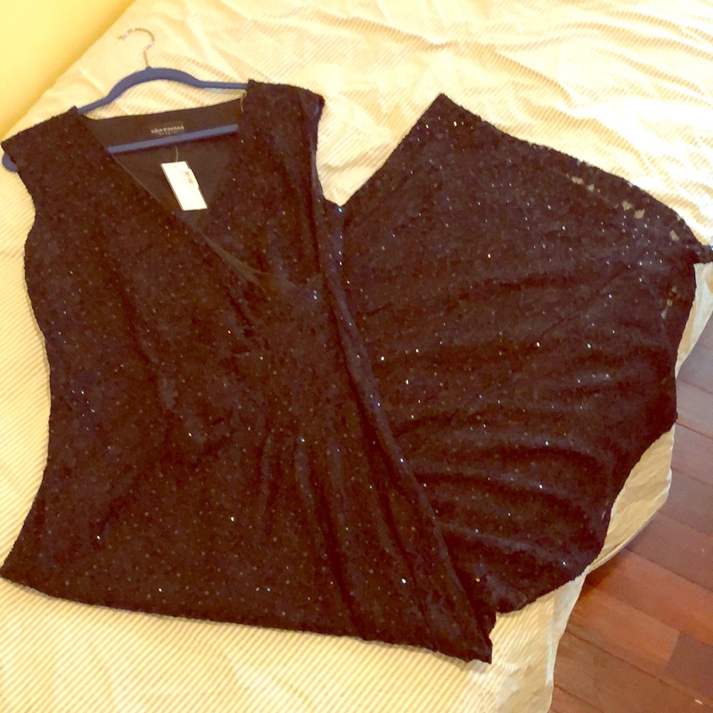 💝 Black sequence and lace floor-length dress